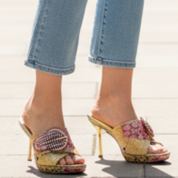 Massimo Dogana Snake Rhinestone Gold Heels Size 37 1/2 Upper Leather Soles - Picture 4 of 16